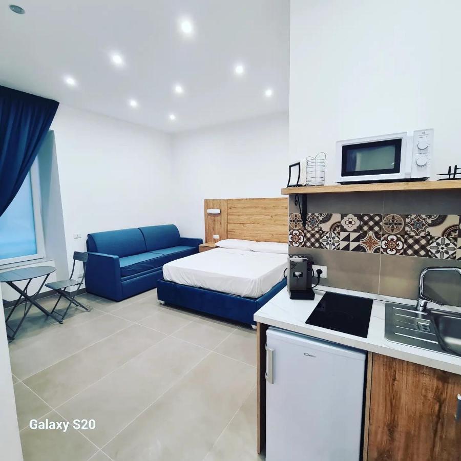 Residenza Nascari Al Plebiscito Nápoles Exterior foto
